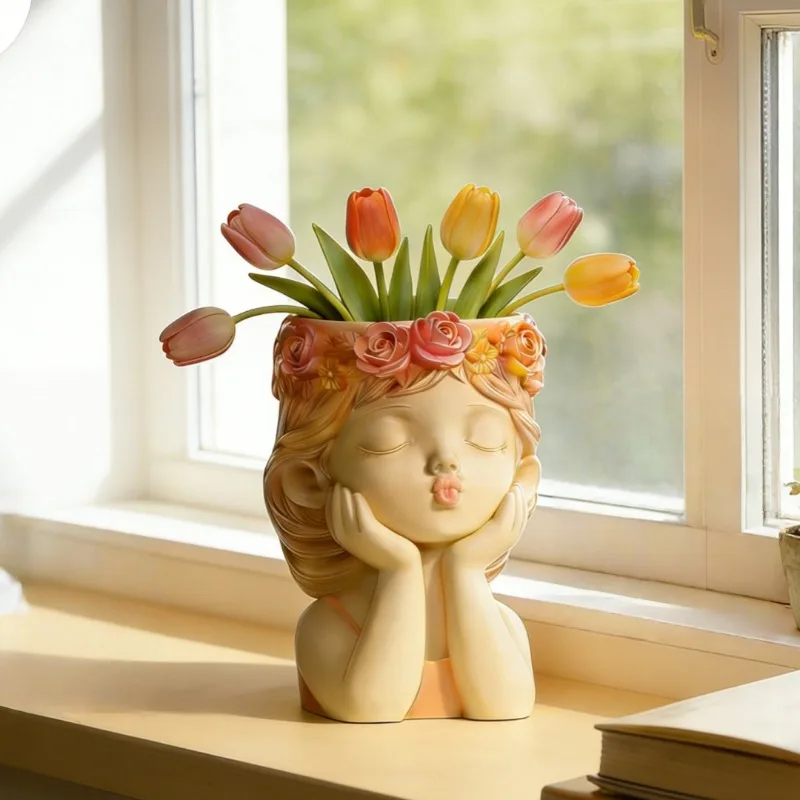 Pouting Girl With Flower Crown - Potsticker Mold 评论和价格